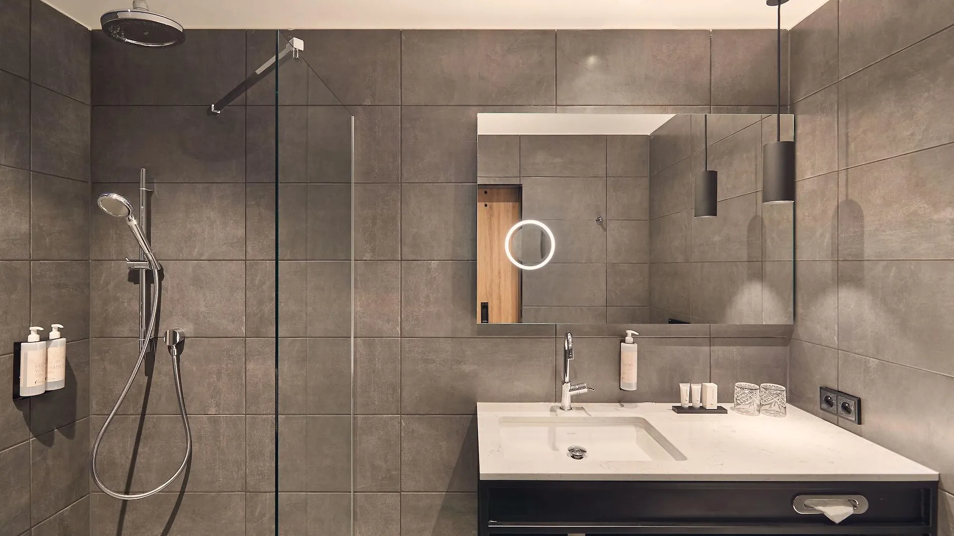 Van Der Valk Hotel Antwerpen Amberes
