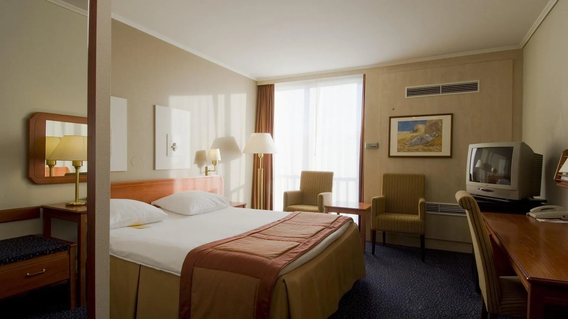 Van Der Valk Hotel Antwerpen Amberes