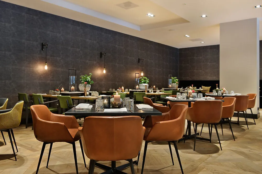 Van Der Valk Hotel Antwerpen  Amberes