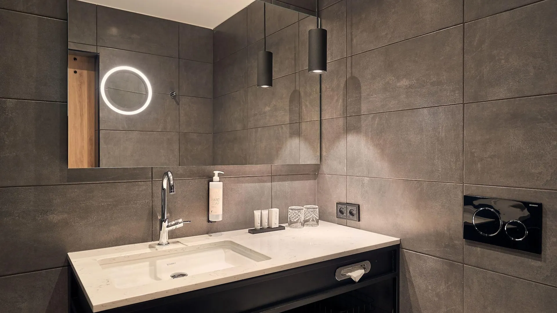 Van Der Valk Hotel Antwerpen