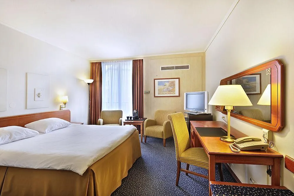 Van Der Valk Hotel Antwerpen  Antwerp